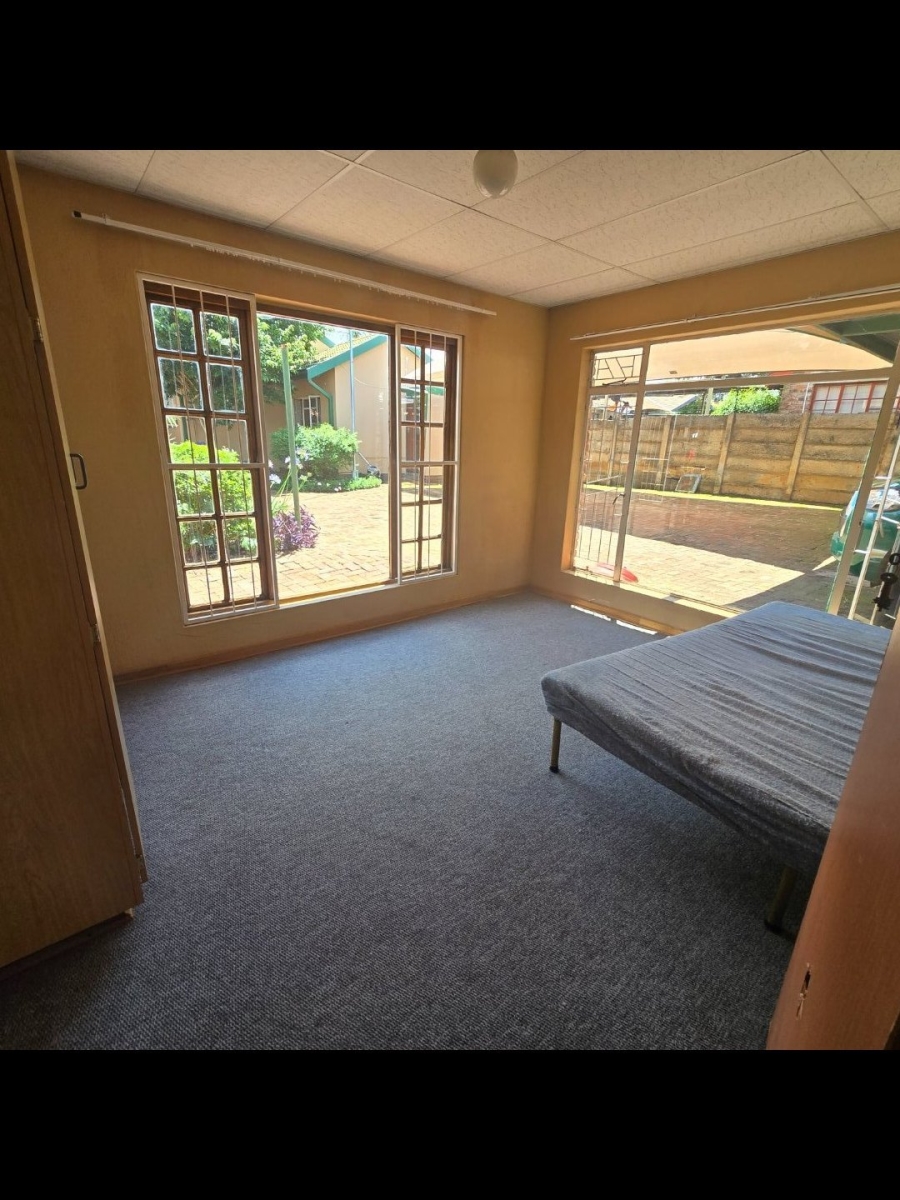 13 Bedroom Property for Sale in Universitas Free State